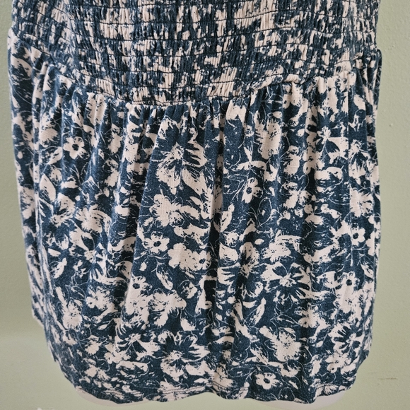 Maurices XXL Tied Halter Peplum Smocked  Bust Summer Top Vacation Beach Casual - Picture 3 of 10